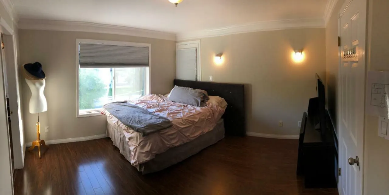 ريتشموند، كولومبيا البريطانية Royalty B&B ريتشموند، كولومبيا البريطانية