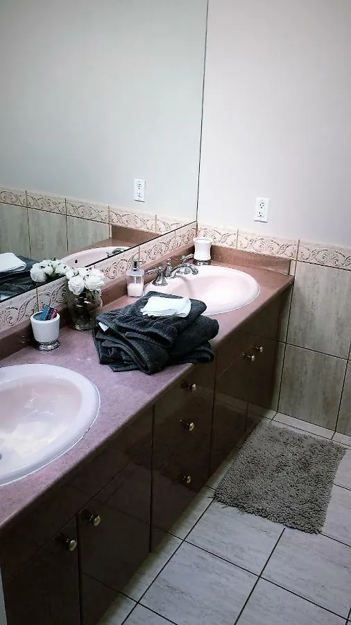 ريتشموند، كولومبيا البريطانية Royalty B&B فندق مبيت وإفطار